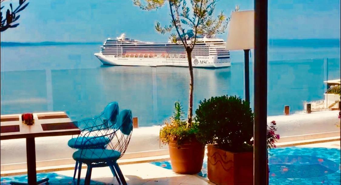Villa 23 On The Bay Саранда Экстерьер фото